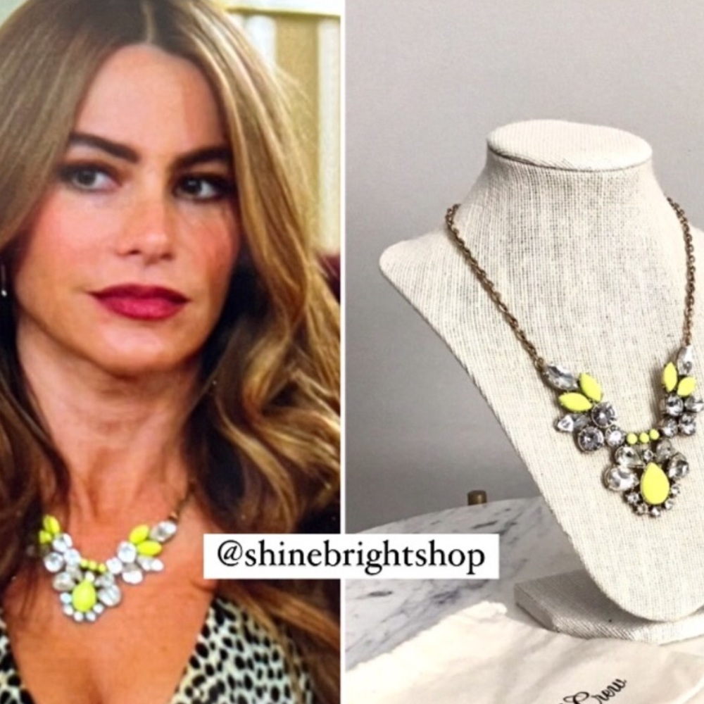 ASO Sofia Vergara as Gloria in Modern Family Gemstone Crystal Statement Necklace